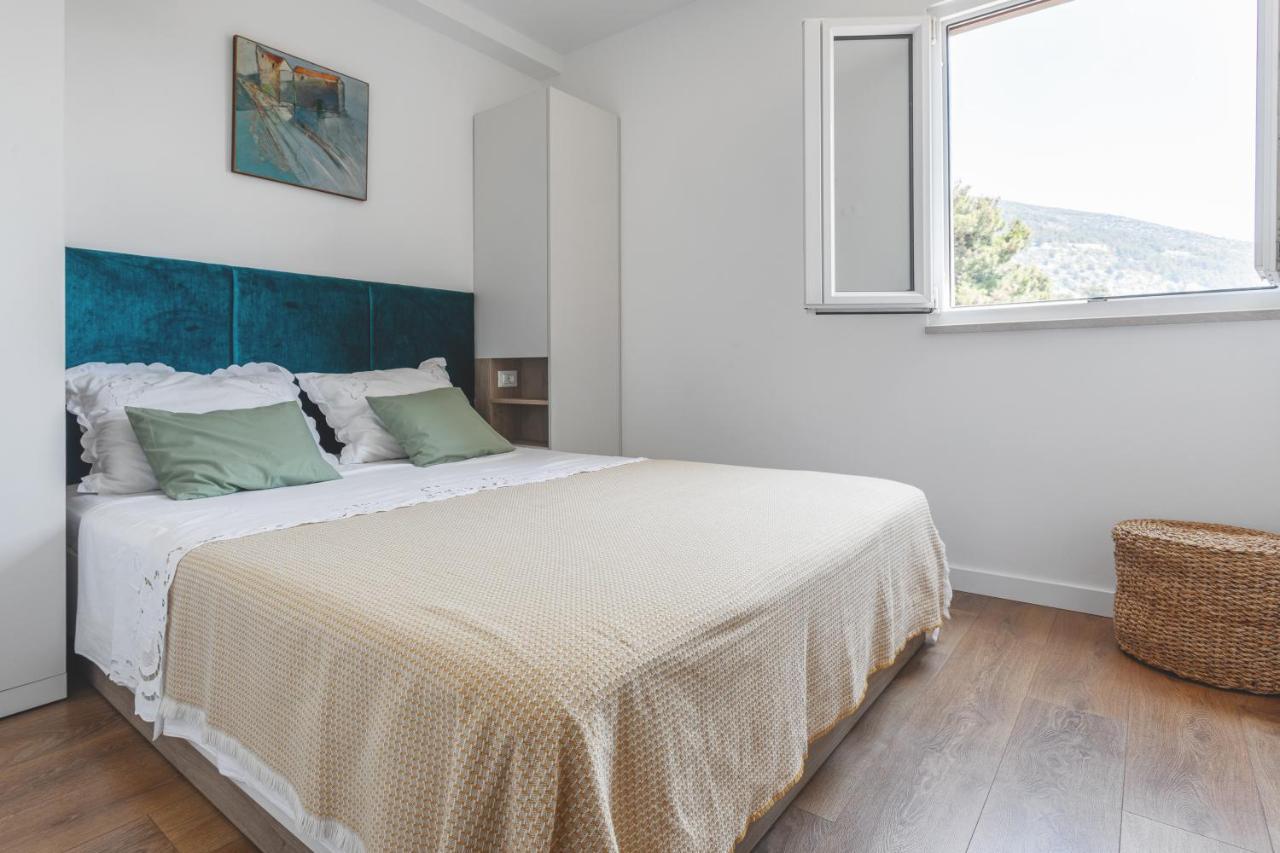 Center Apartment Golden Ray Бол Екстериор снимка