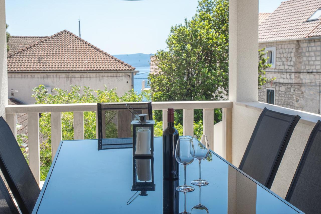 Center Apartment Golden Ray Бол Екстериор снимка