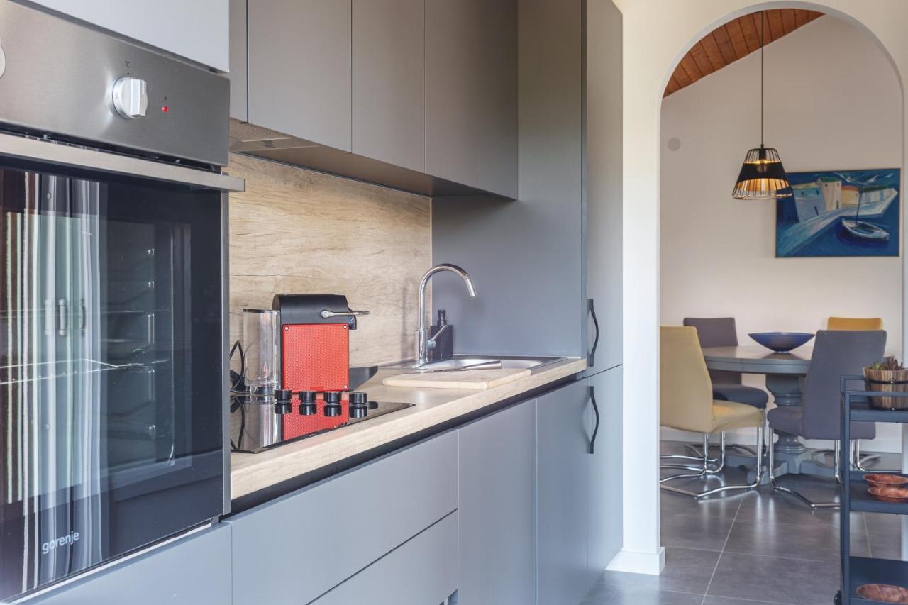 Center Apartment Golden Ray Бол Екстериор снимка