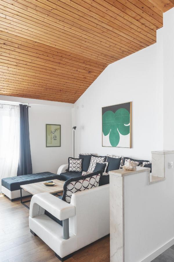 Center Apartment Golden Ray Бол Екстериор снимка